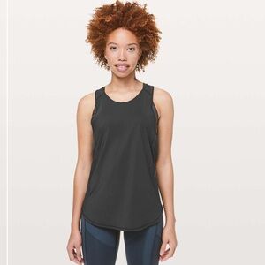 Lululemon Sculpt Tank II Black size 4 to 6 Fit